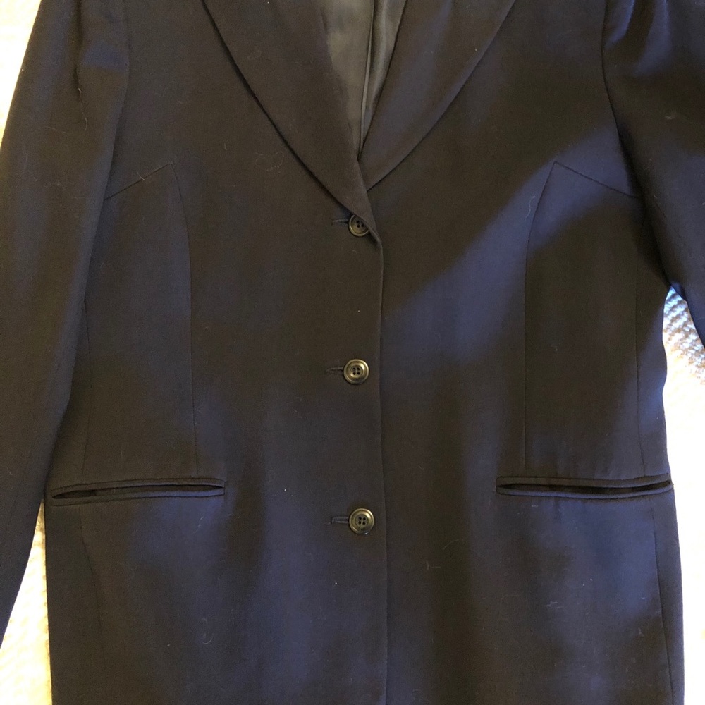 Austin Reed Navy Blazer. - Picture 3 of 6